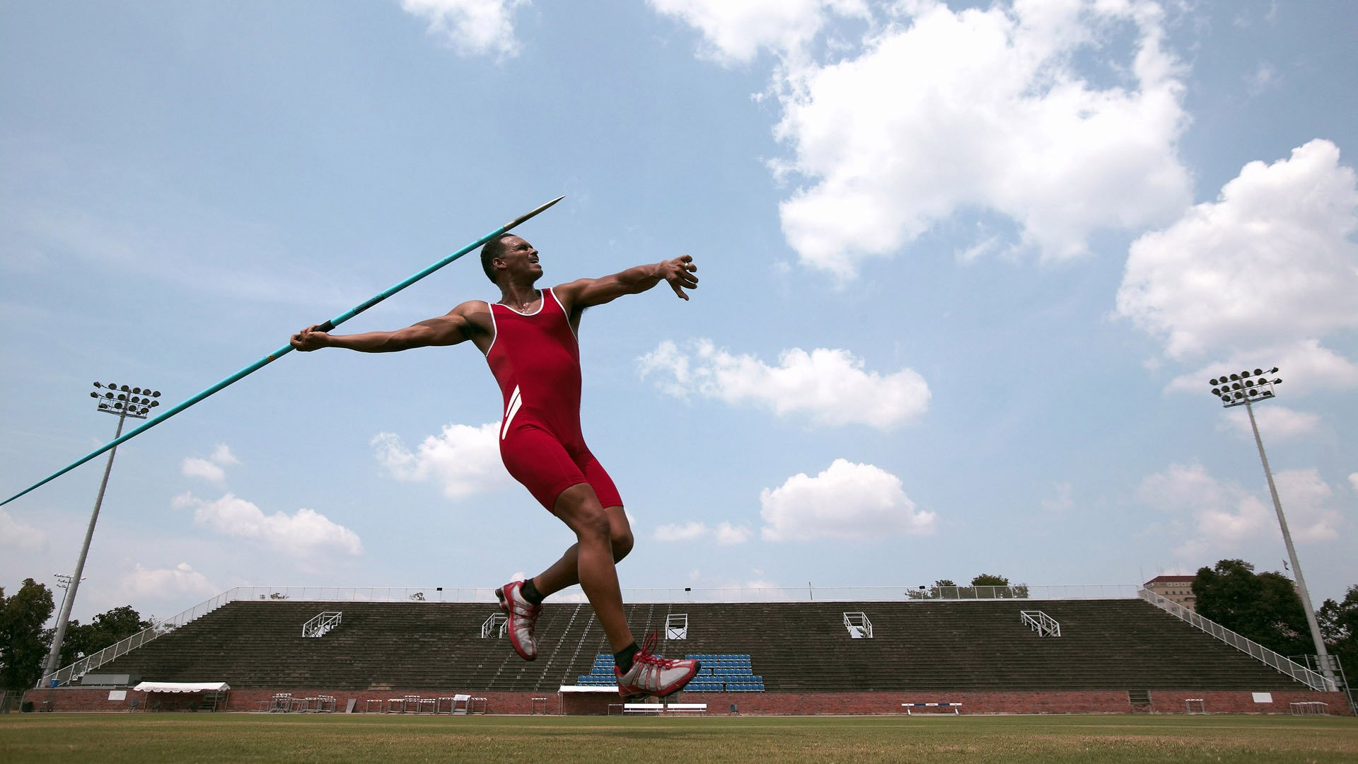 网球赛场焦点！西班牙队对阵澳大利亚队，防守反击奏效，球队笑到最后-ayx爱游戏官网